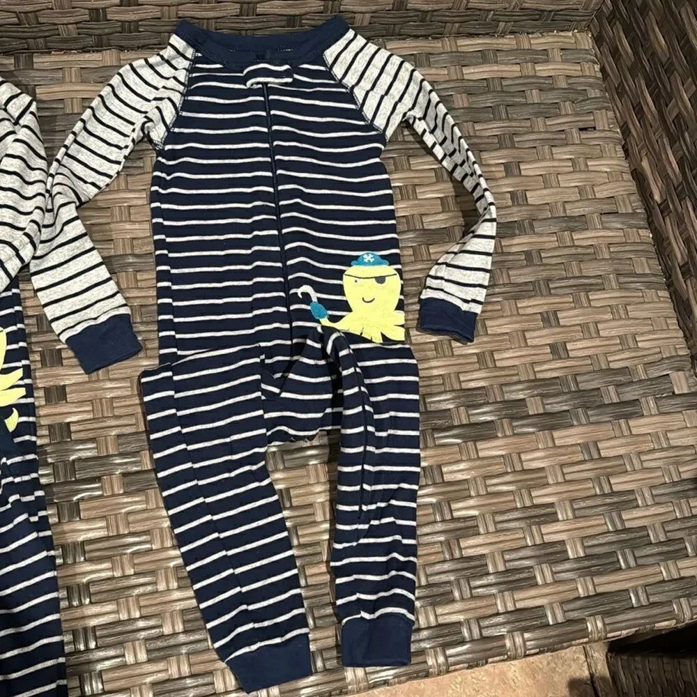 Carter’s long PJ set 3 - Picture 2 of 10